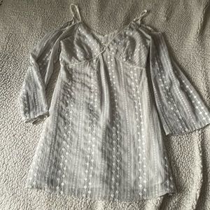 Honey Belle Small Grey & White Cold Shoulder Dress